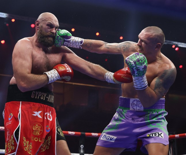 RIYADH, SAUDI ARABIA - DECEMBER 21: Oleksandr Usyk and Tyson Fury during their bout as part of Oleksandr Usyk v Tyson Fury 2 at Kingdom Arena on December 21, 2024 in Riyadh, Saudi Arabia. (Photo by Richard Pelham/Getty Images)
