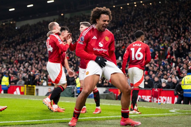 Alamy Live News. 2S6BRCG Manchester, UK. 16th Jan, 2025. Old Trafford MANCHESTER, ENGLAND - JANUARY 16: Joshua Zirkzee of Manchester Utd. and teammates celebrate their goal during the Premier League 2024/25 Matchweek 21 match between Manchester United FC and Southampton FC at Old Trafford, on January 16, 2025 in Manchester, England. (Will Palmer/SPP) Credit: SPP Sport Press Photo. /Alamy Live News This is an Alamy Live News image and may not be part of your current Alamy deal . If you are unsure, please contact our sales team to check.