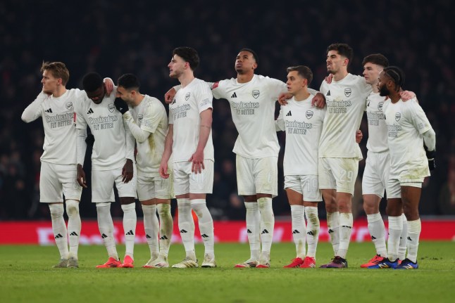 LONDON, ENGLAND - JANUARY 12: Arsenal players look on during the penalty shootout during the Emirates FA Cup Third Round match between Arsenal and Manchester United at Emirates Stadium on January 12, 2025 in London, England. (Photo by Marc Atkins/Getty Images)