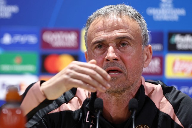 FBL-EUR-C1-PSG-PRESSER