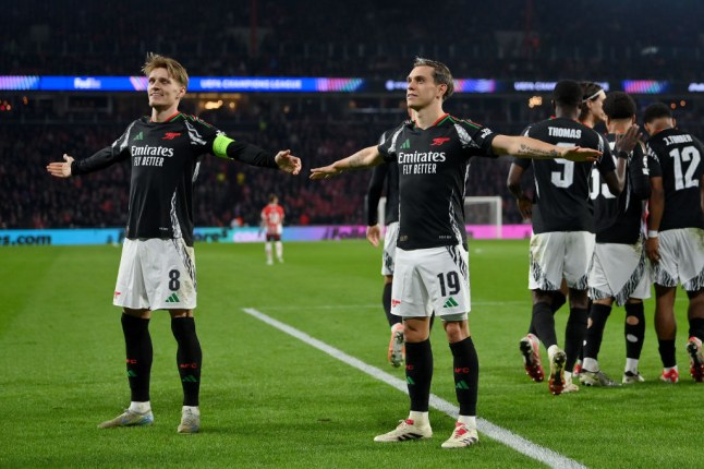 PSV Eindhoven v Arsenal FC - UEFA Champions League 2024/25 Round of 16 First Leg