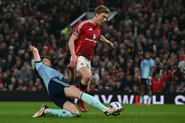 TOPSHOT-FBL-ENG-PR-MAN UTD-ARSENAL